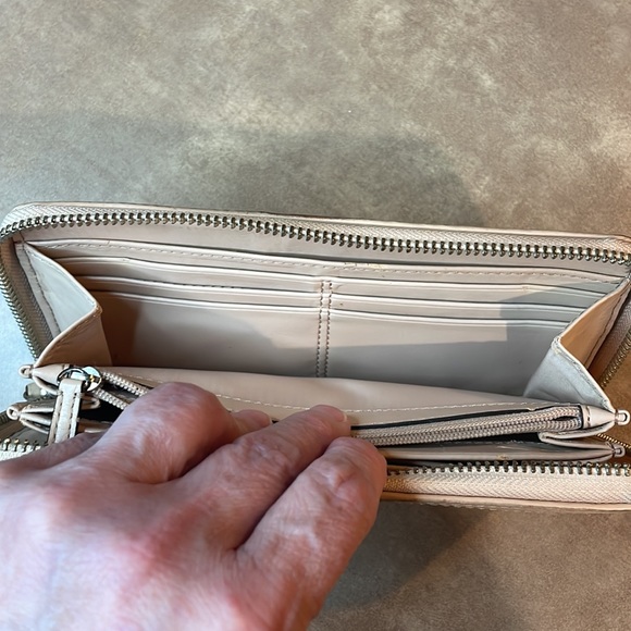 Authentic Coach Wallet - Picture 4 of 10